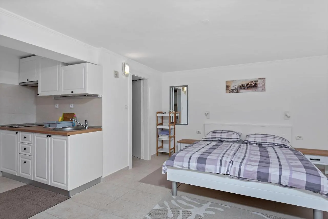 Apartments Joni Cikat Mali Lošinj