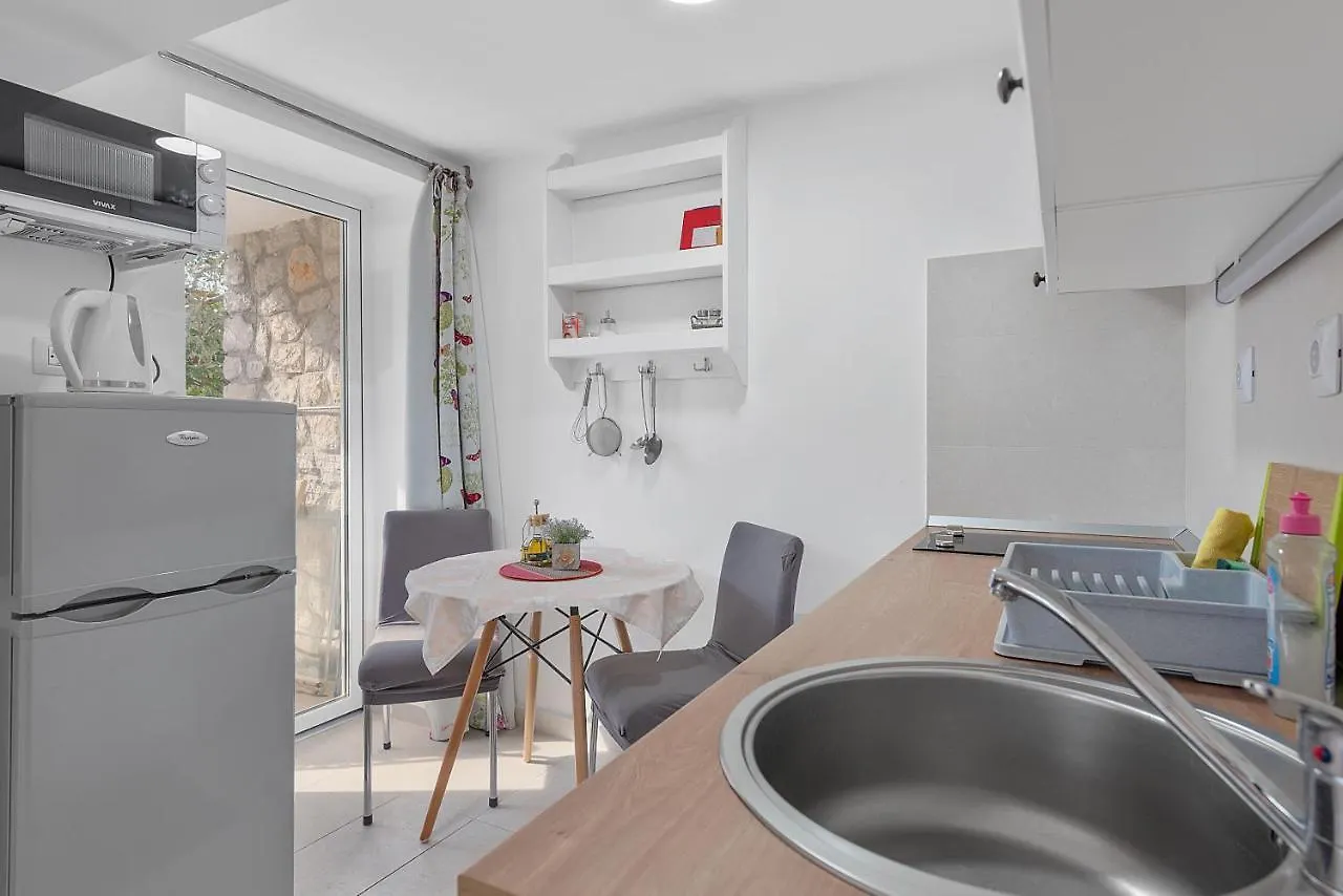 Apartments Joni Cikat Mali Lošinj