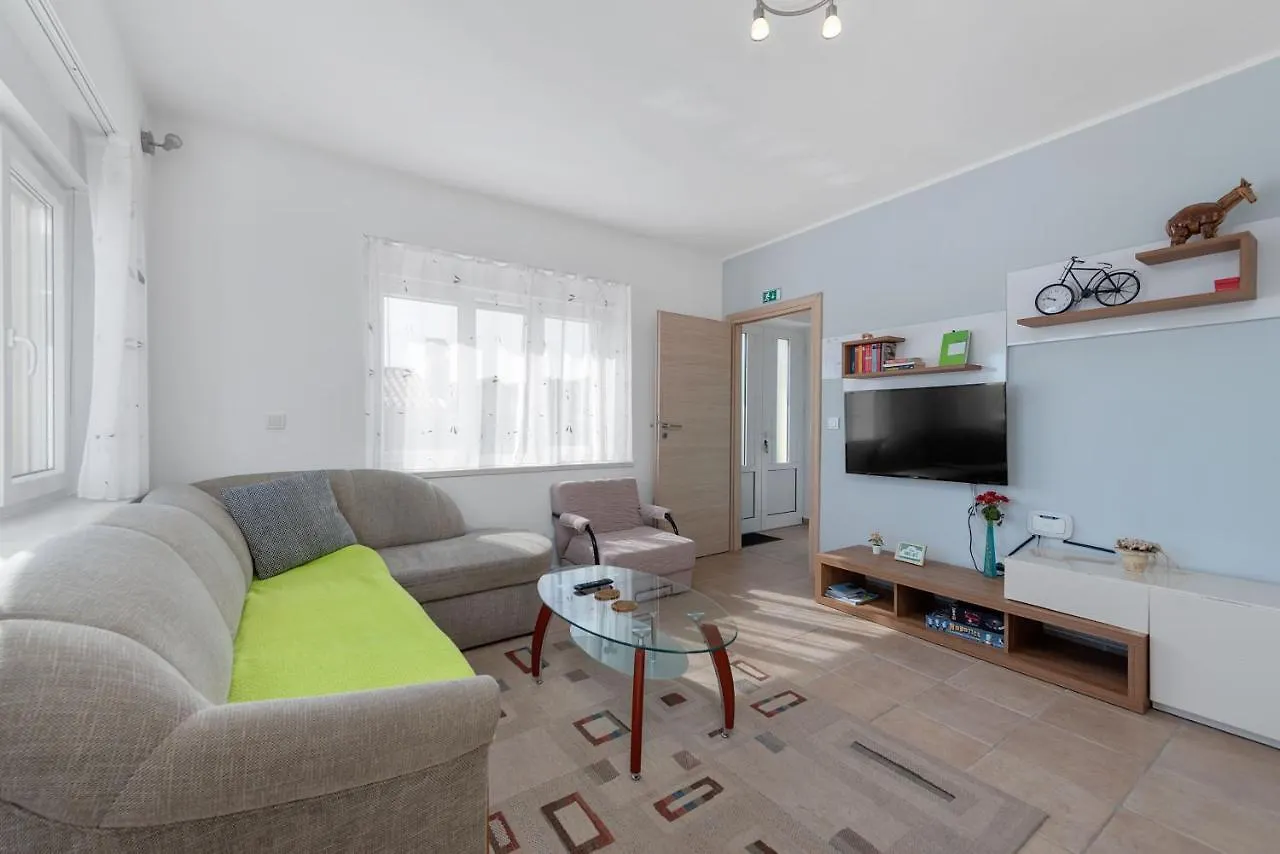 Apartments Joni Cikat Mali Lošinj
