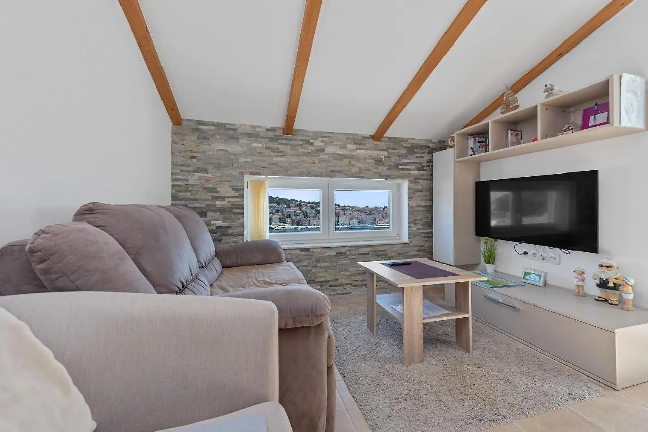 Apartments Joni Cikat Mali Lošinj